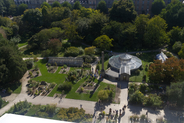 ©Caroline Brechenmacher - Le jardin botanique vue du haut de l'Institut - 20 septembre 2025 